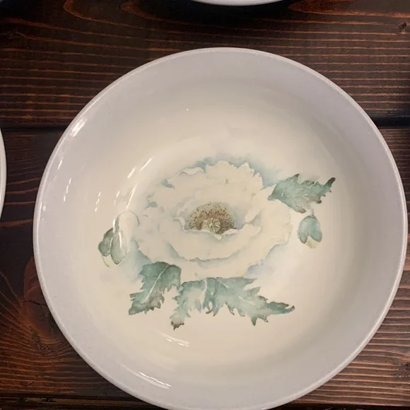 Portmeirion The seasons Collection Salad Bowls - Picture 4 of 7